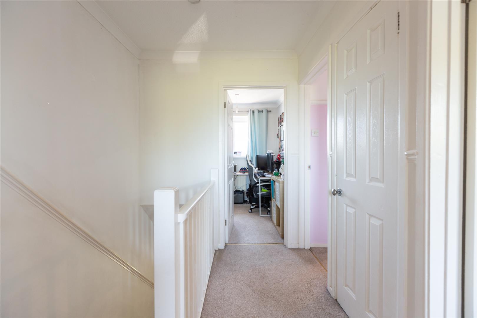 Murrayfield Close, Fforestfach, Swansea, SA5 5BT